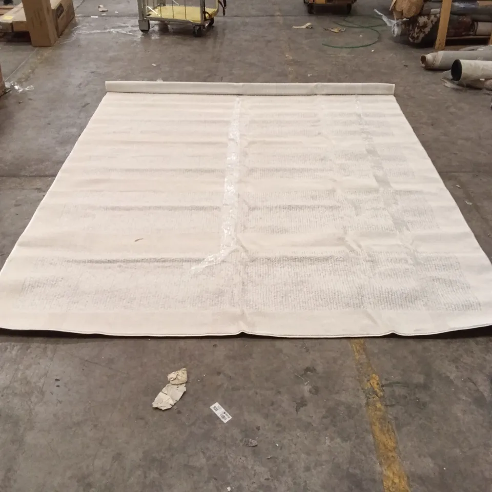 QUALITY DESIGNER AREA RUG - APPROXIMATELY 275X365CM