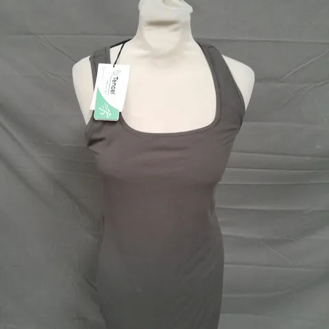 TIALA LOUNGE SQUARE NECK MAXI DRESS SIZE L