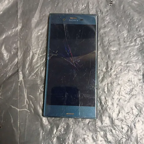 SONY XPERIA SMARTPHONE – BLUE, CRACKED SCREEN