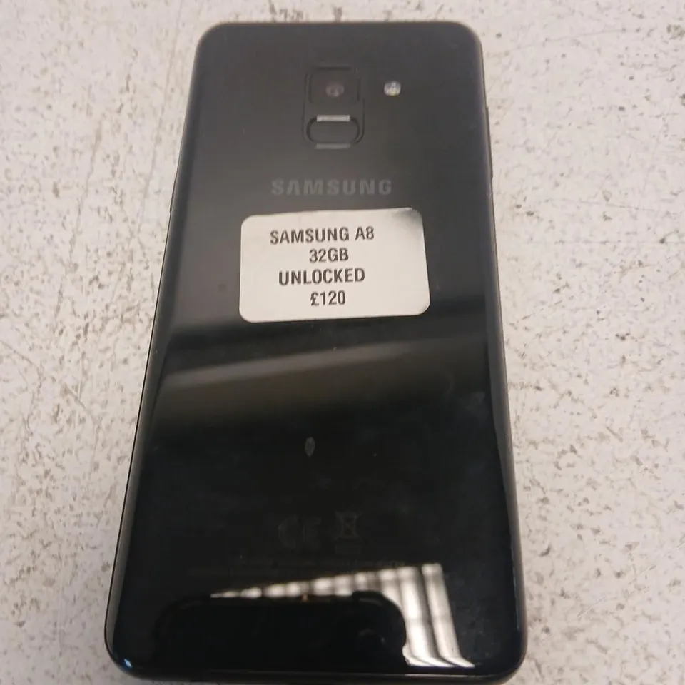 SAMSUNG GALAXY A8 – 32GB, 
