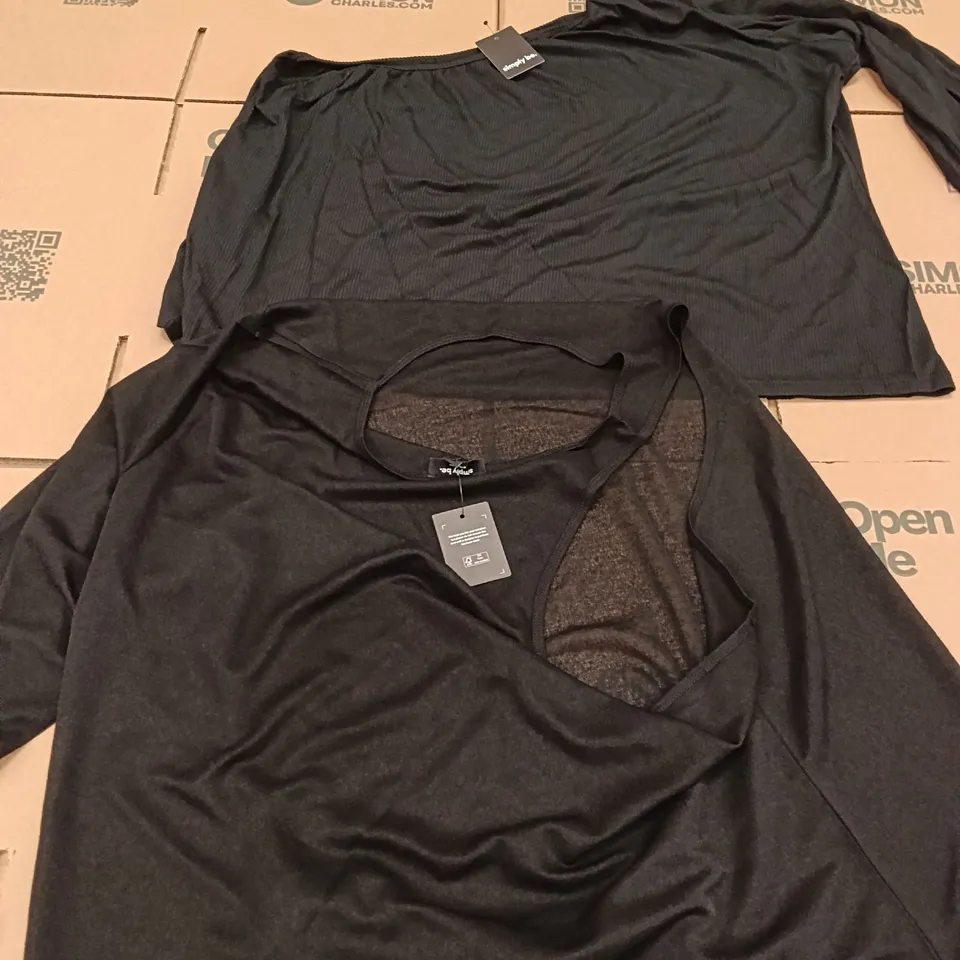 PALLET OF BRAND NEW WOMENS QUALITY DESIGNER CLOTHES APPROXIMATELY 150 TO INCLUDE; DRESSES, BRAS, TOPS ETC