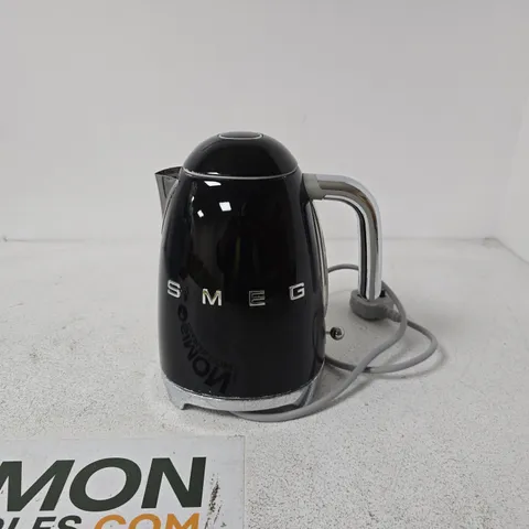 SMEG BLACK KETTLE