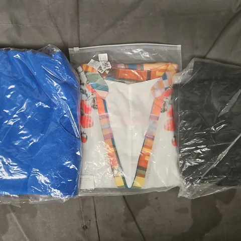 APPROXIMATELY 20 ASSORTED CLOTHING AND FASHION PRODUCTS IN VARIOUS STYLES AND SIZES - COLLECTION ONLY