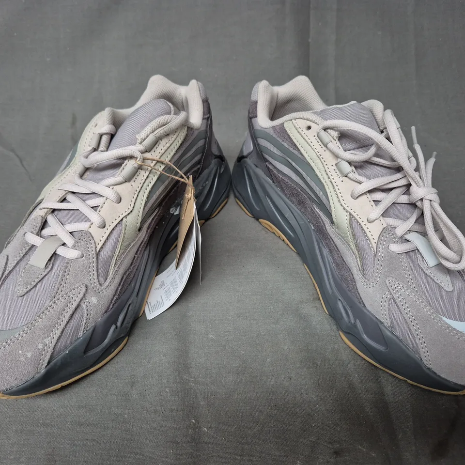 PAIR OF ADIDAS YEEZY BOOST 700 V2 SHOES IN GREY UK SIZE 9