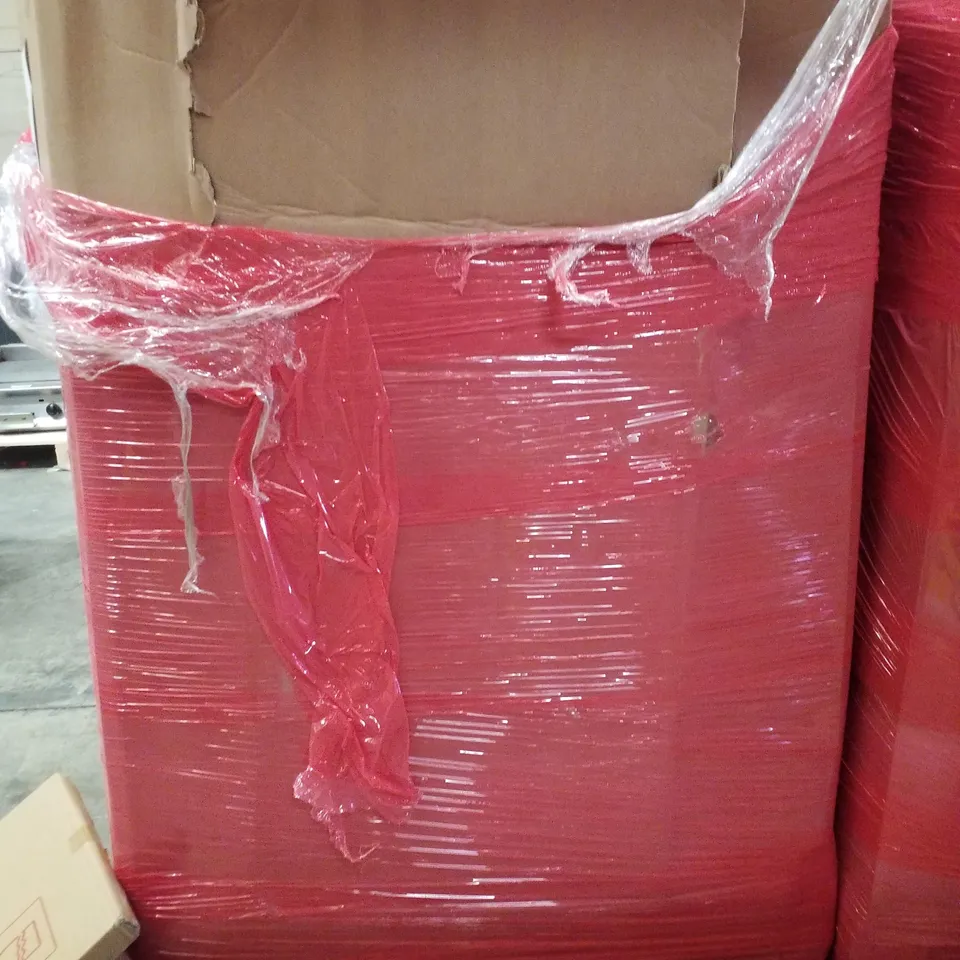 PALLET CONTAINING ASSORTED PRODUCTS INCLUDING MULTIFUNCTIONAL LAPTOP DESK, CAT LITTER BOX, TOILET SEAT & DAY AND NIGHT ROLLER BLINDS