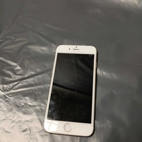 APPLE IPHONE SMARTPHONE – WHITE/SILVER 