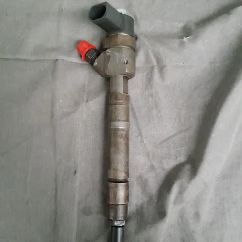 MERCEDES FUEL INJECTOR 