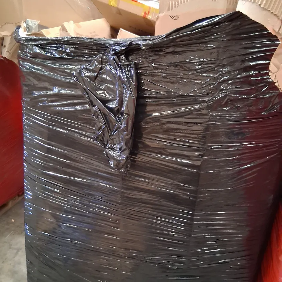 PALLET CONSISTING OF A LARGE QUANTITY OF ASSORTED HOUSEHOLD AND ELECTRICAL PRODUCTS AND ACCESSORIES TO INCLUDE;