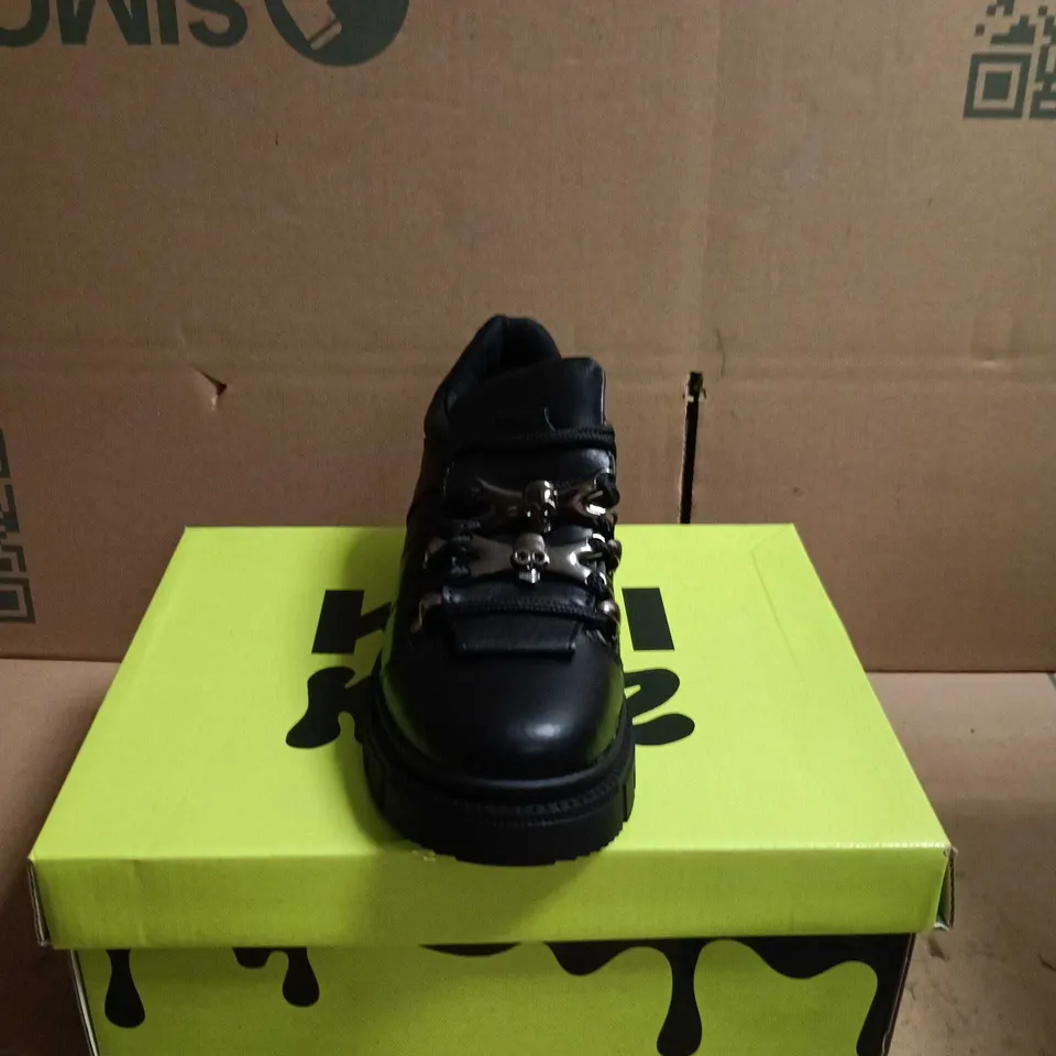 KOI KIDZ LIL RIMO CORE TRAINERS BLACK SIZE 13
