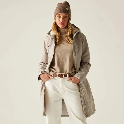 BRAND NEW REGATTA WOMEN'S ROMINE II WATERPROOF PARKA JACKET IN SOFT TAUPE - 20