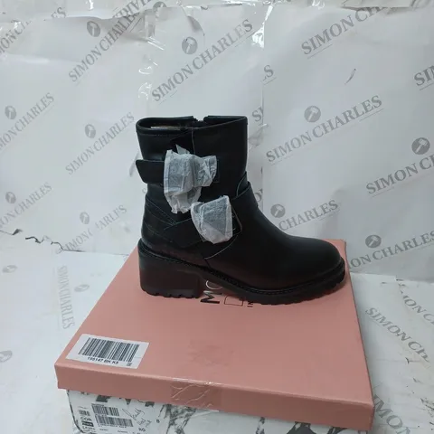 BOXED MODA IN PELLE CORNELIA BIKER BOOTS, BLACK - SIZE 5