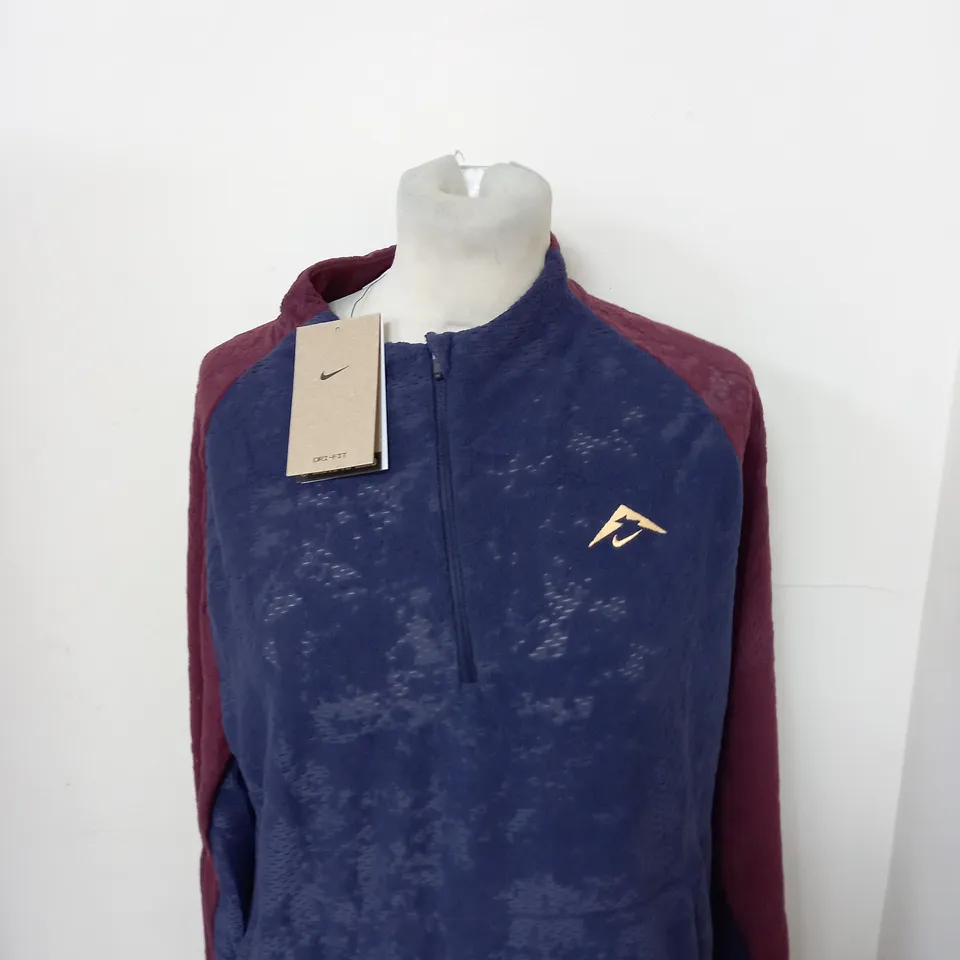 NIKE CASUAL TRAIL 1/4 ZIP TOP SIZE L