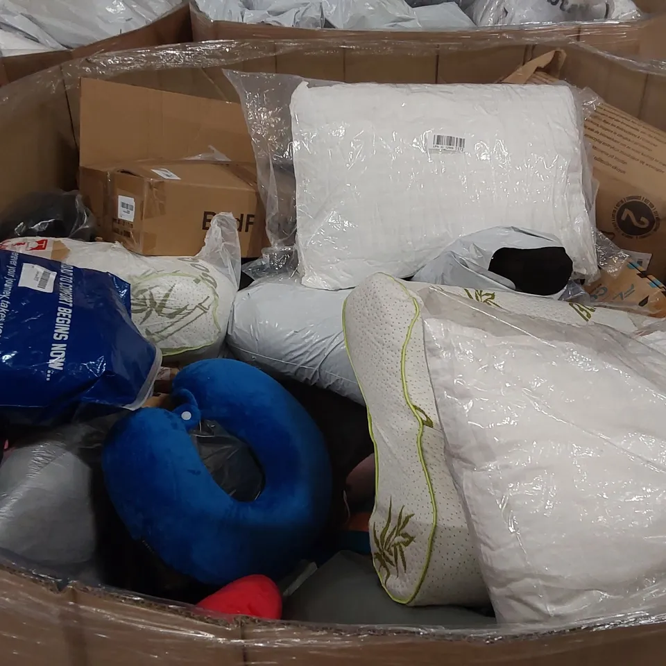 PALLET OF ASSORTED PILLOWS, CUSHIONS AND RELATED COMFORT PRODUCTS ECT