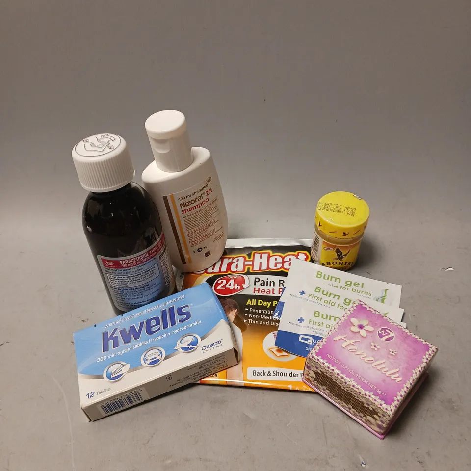 BOX OF APPROXIMATELY 8 COSMETIC ITEMS TO INCLUDE - PARACETAMOL 6YRS PLUS - ABONIKI BALM - NIZORAL 2% SHAMPOO - ETC 