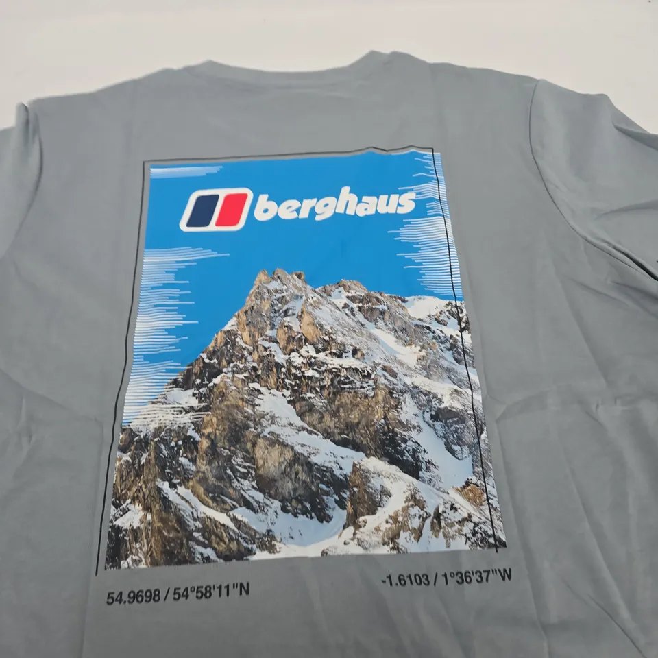 BERGHAUS SKY GRAPHIC LOGO TEE AM – GREY, UK XL