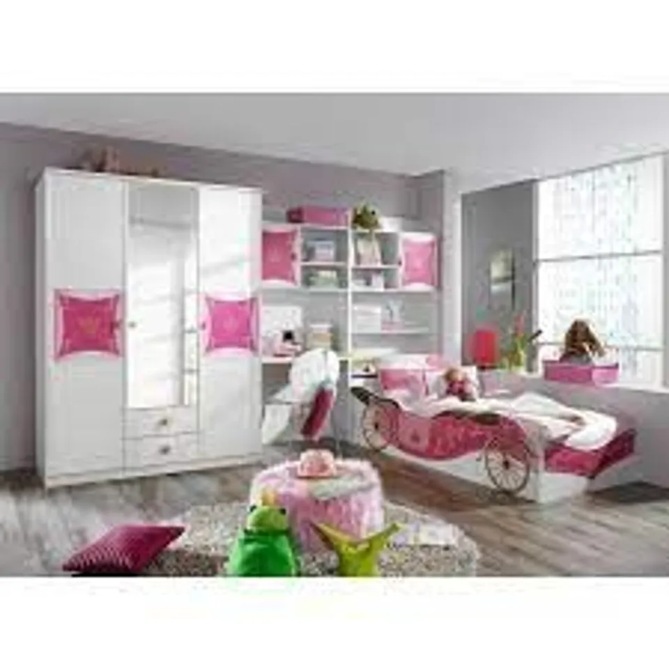 BOXED KATE 3-DOOR WARDROBE (1 BOX)