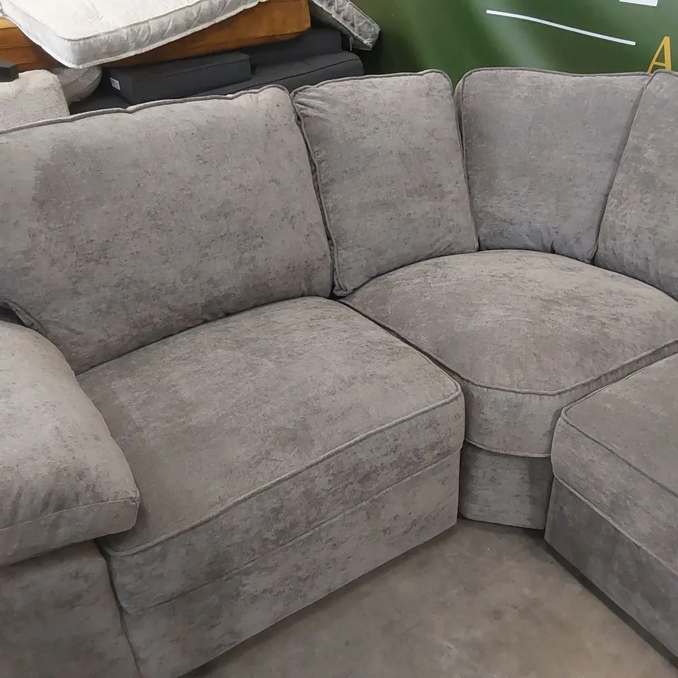 DESIGNER LARGE FABRIC UPHOLSTERED CORNER SOFA - GREY