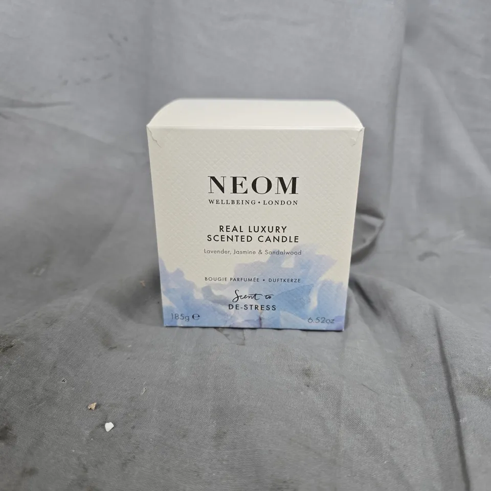 NEOM Real Luxury Scented Candle – Lavender, Jasmine & Sandalwood, 185g