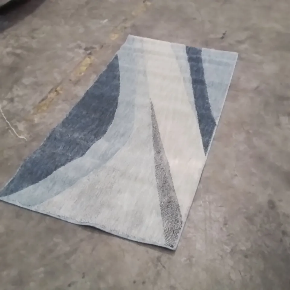QUALITY DESIGNER AREA RUG - APPROXIMATELY 150X80CM