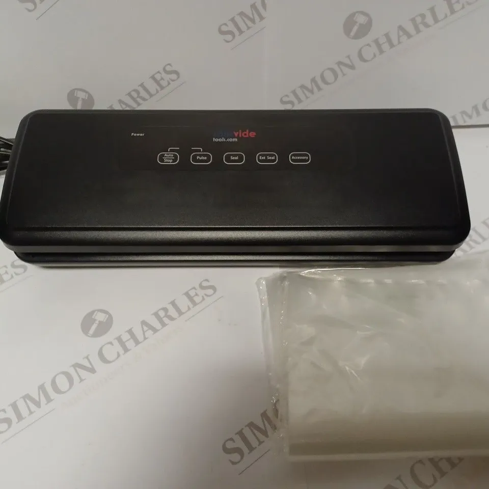 IVIDE PLUS VACUUM SEALER - BLACK