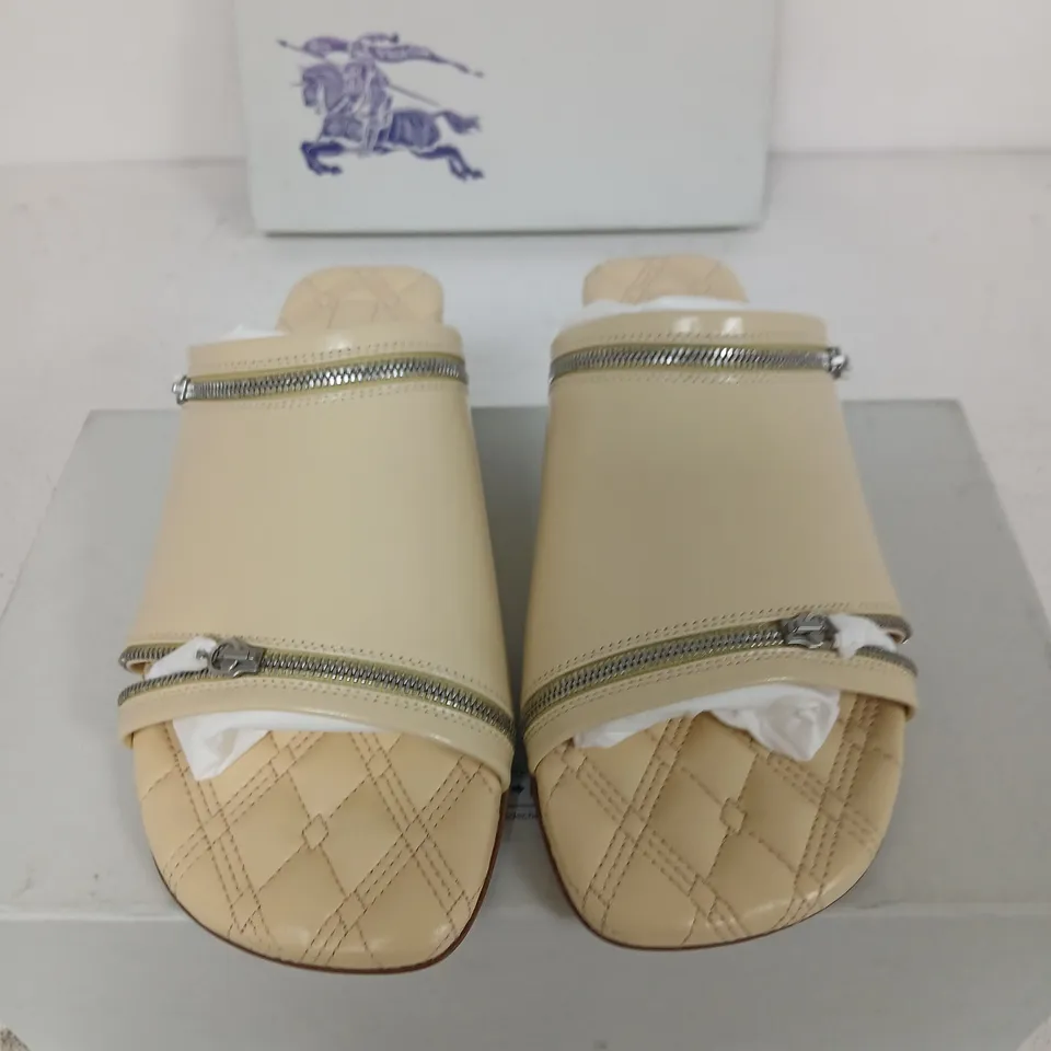 BURBERRY ZIP SANDAL WITH KITTEN HEEL – DAFFODIL BEIGE (EU 39 / UK 6)