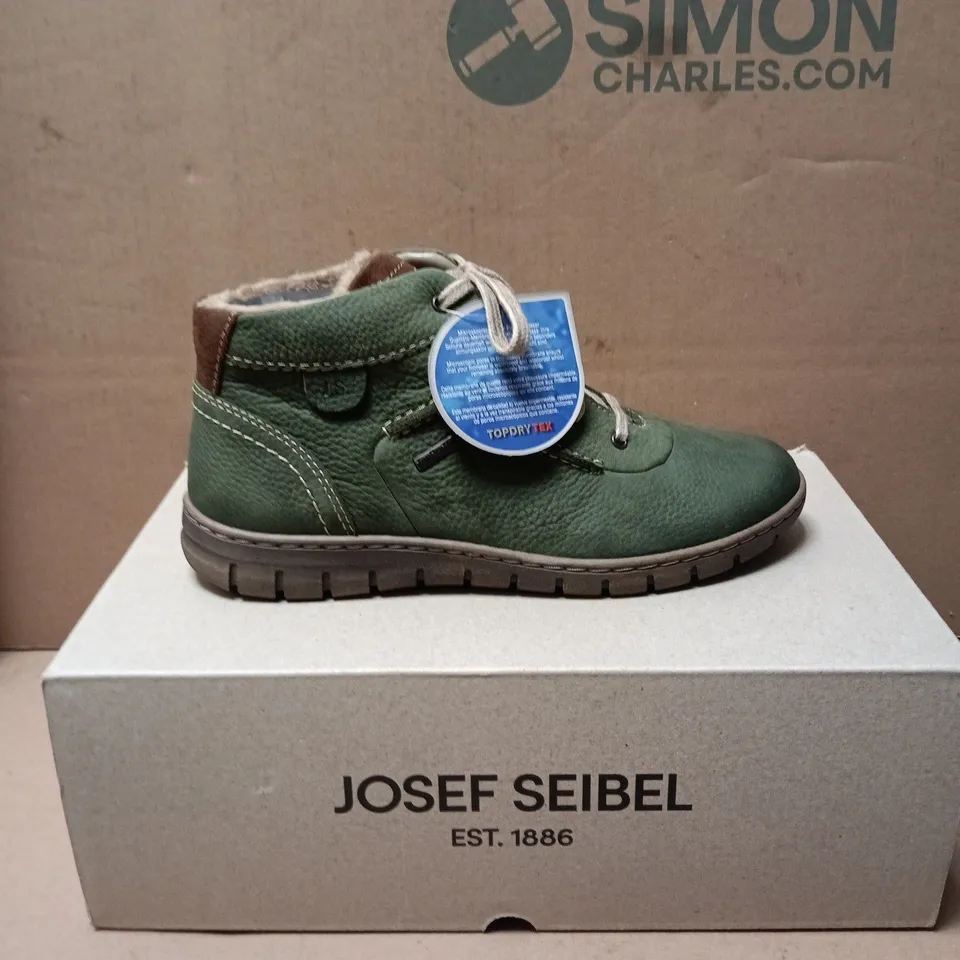 JOSEF SEIBEL STEFFI 53 GREEN LEATHER ANKLE BOOTS – UK5 (EU 38)