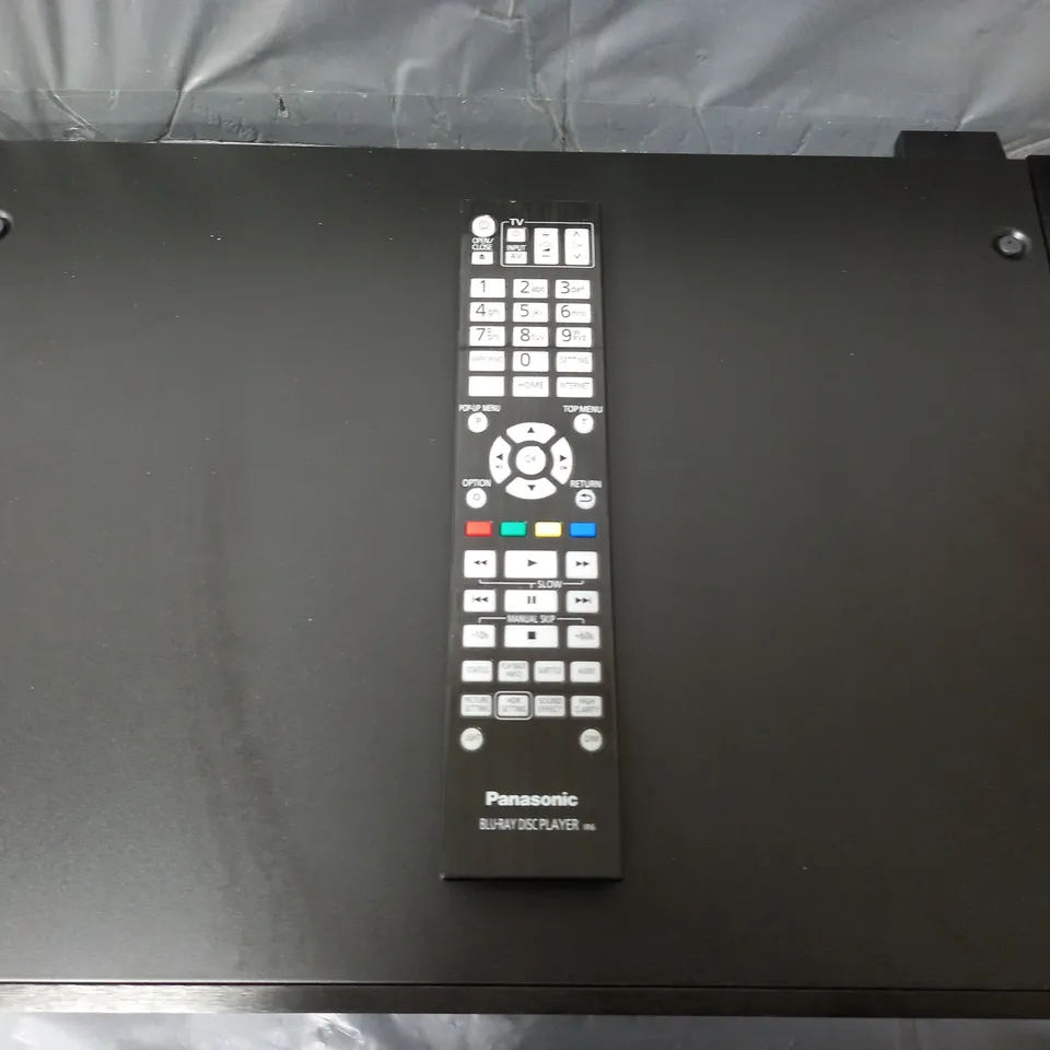 BOXED PANASONIC DPUB9000EB1	UHD BLU RAY PLAYER