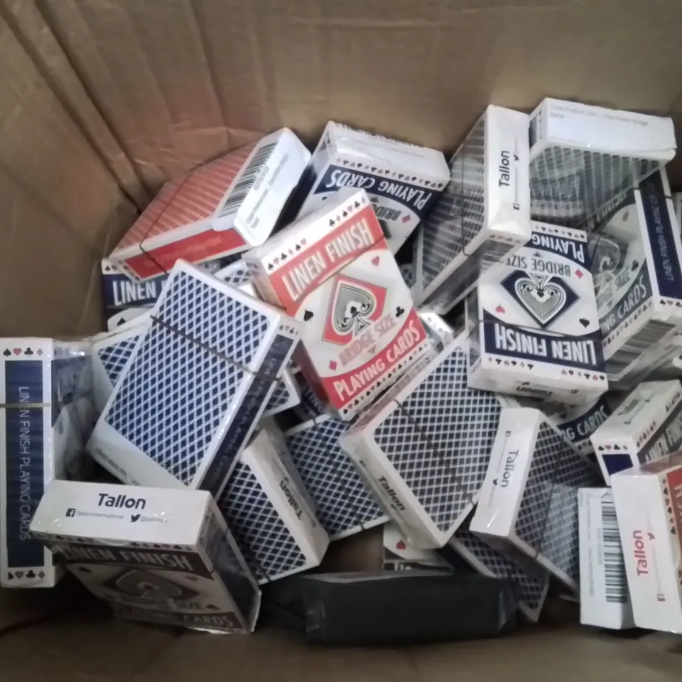 LOT CONTAINING LARGE AMOUNT OF BRAND NEW LINEN FINISH PLAYING CARD DECKS