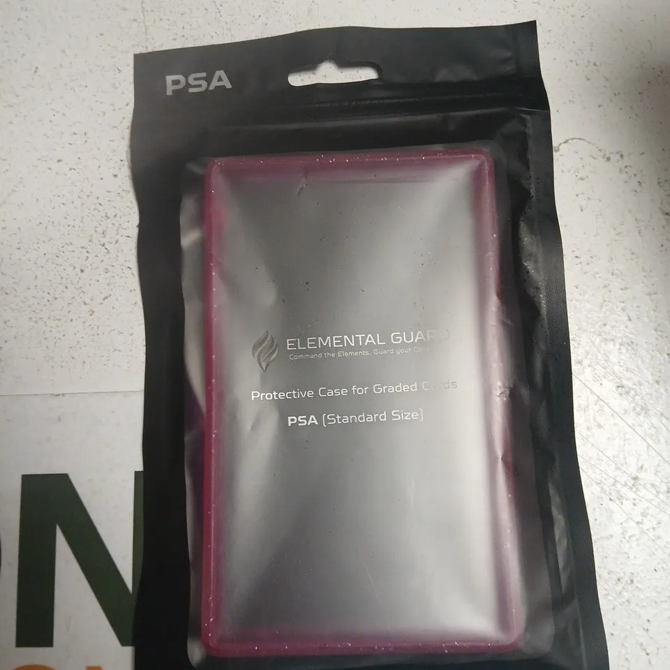TOTE OF APPROXIMATELY 20 ASSORTED SCREEN PROTECTORS/PHONE CASES TO INCLUDE: ELEMENTAL GUARD FOR PSA 