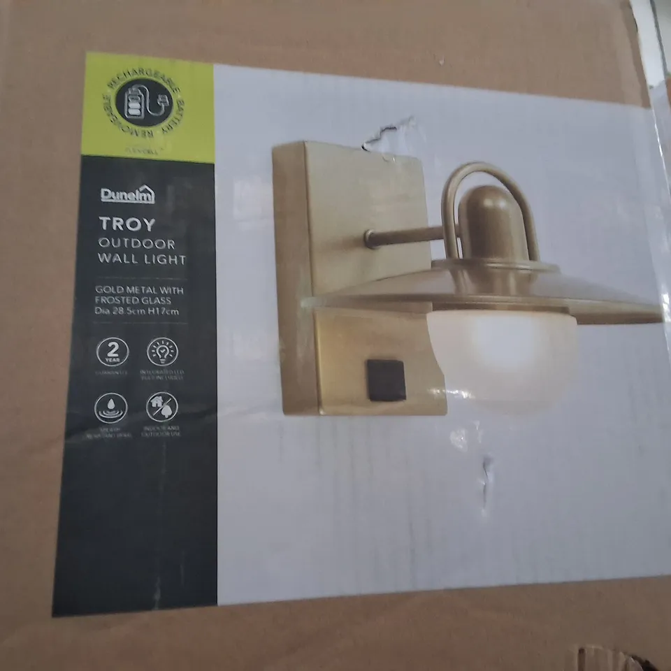 BOXED DUNELM TROY OUTDOOR WALL LIGHT – GOLD METAL WITH FROSTED GLASS