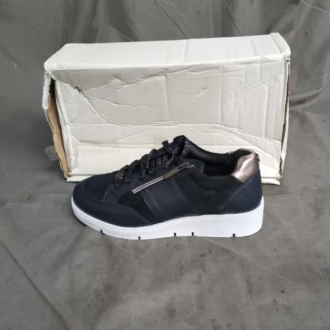 AMBIENNE NAVY WOMEN'S SNEAKERS WITH SIDE ZIP – UK 6 (EU 39), BOXED
