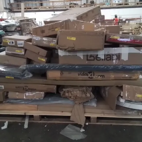 PALLET OF INCOMPLETE FURNITURE SETS