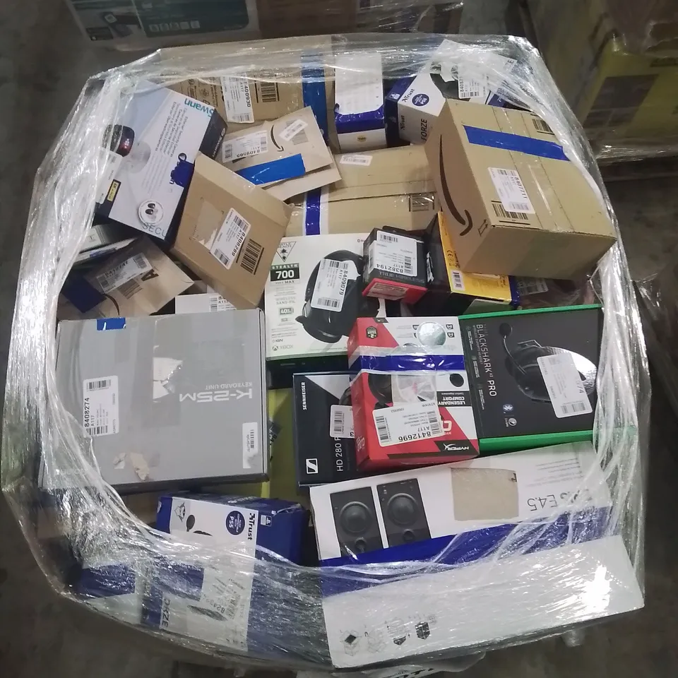 PALLET OF APPROXIMATELY 155 UNPROCESSED RAW RETURN HIGH VALUE ELECTRICAL GOODS TO INCLUDE;