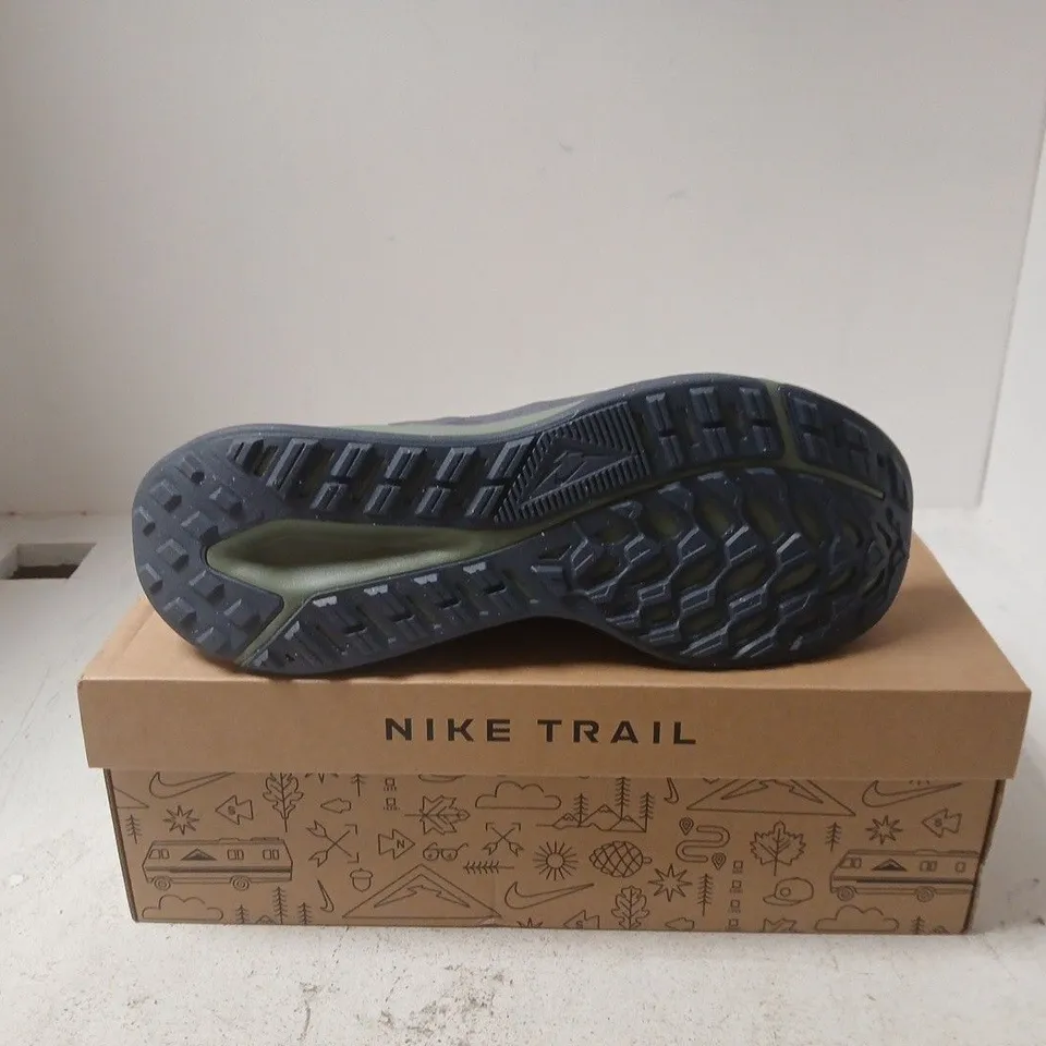 NIKE JUNIPER TRAIL TRAINERS UK 11.5