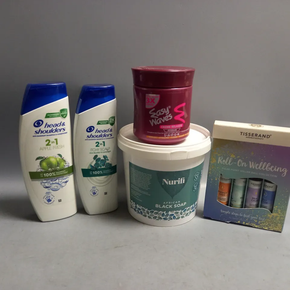 5 ASSORTED HEALTH AND BEAUTY PRODUCTS TO INCLUDE TISSERAND AROMATHERAPY ROLL-ON WELLBEING COLLECTION, NURIFI AFRICAN BLACK SOAP, HEAD & SHOULDERS SHAMPOO 