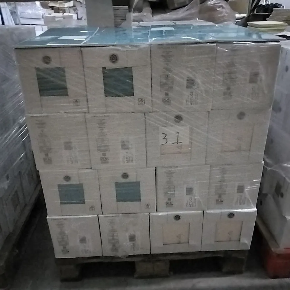 PALLET OF 96 BOXES OF 25 BRAND NEW BRIL BLUE ATOL ASTUCE 20x20cm TILES - EACH PACK COVERS APPROXIMATELY 1M² (TOTAL APPROX. 96 Sq.Metres)