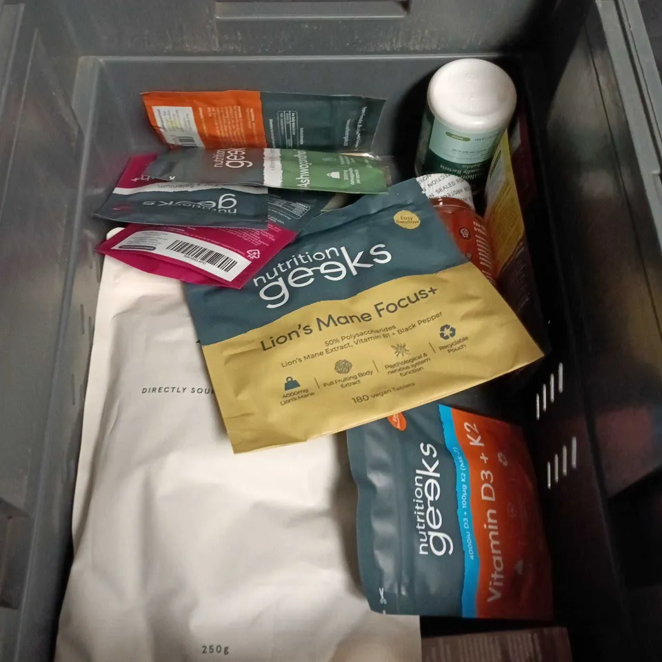 APPROXIMATELY 14 ASSORTED VITAMINS AND SUPPLEMENTS INCLUDING NUTRITION GEEKS VITAMIN EXTRACT , LIVE FRIENDLY BACTERIA AND SUPER SHROOMS FOR KIDS AGE 6-11 