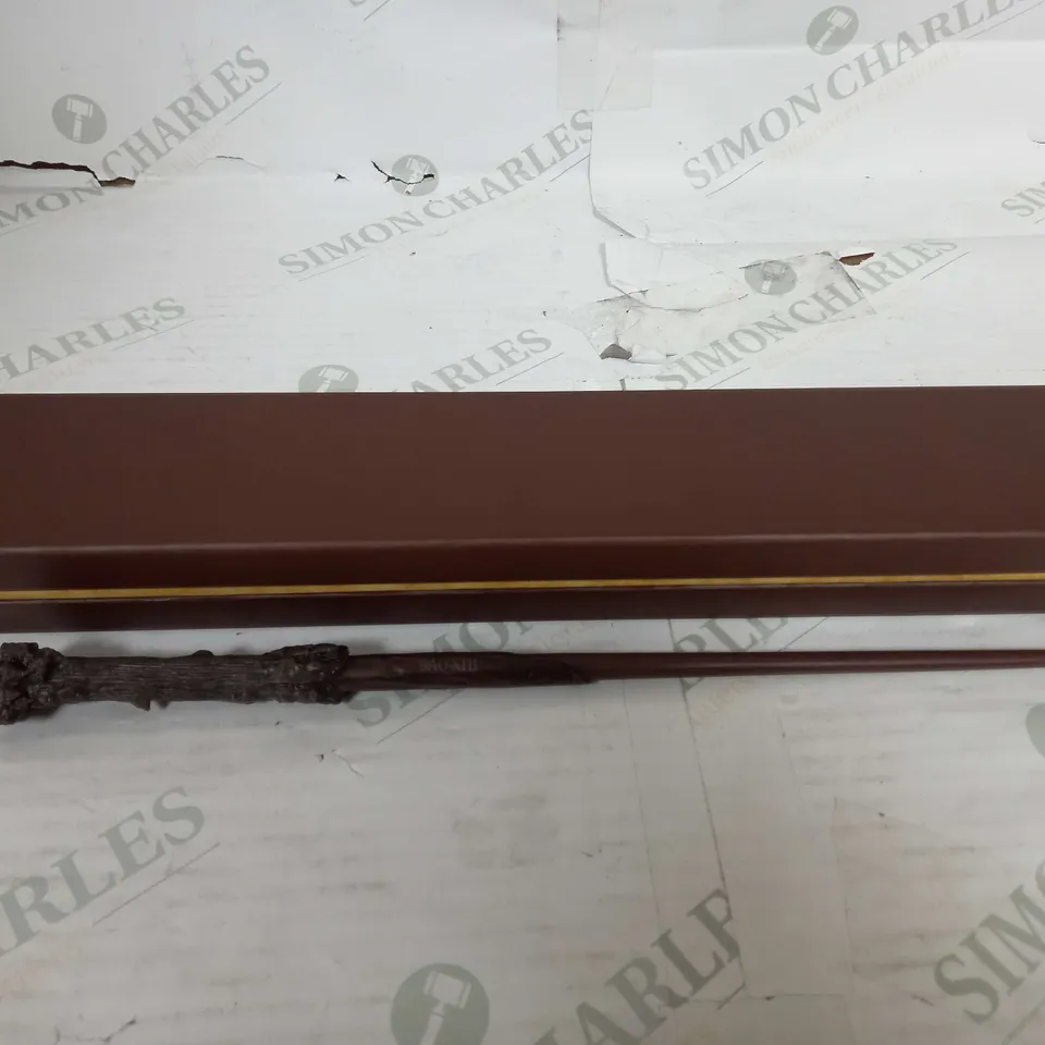 HARRY POTTER COLLECTABLE WAND