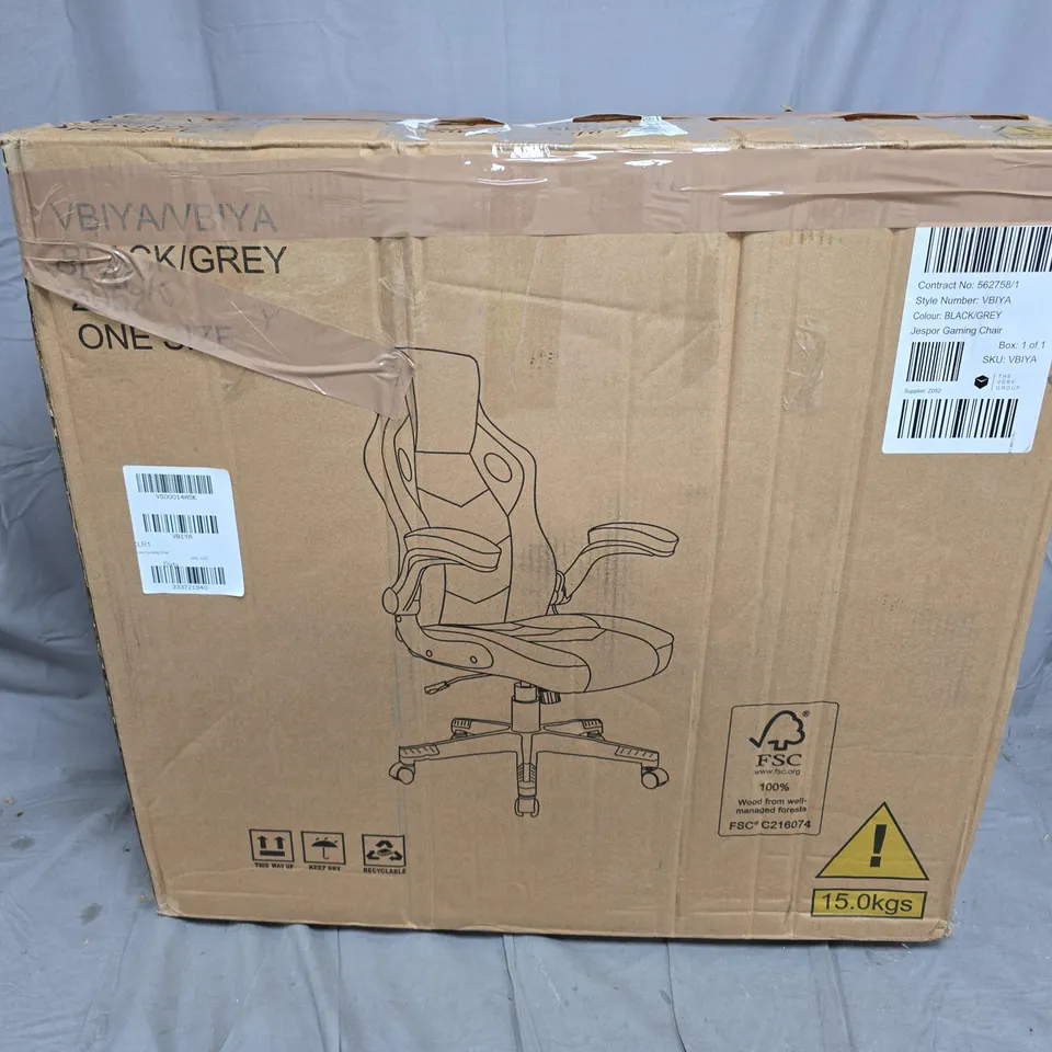 BOXED JESPOR GAMING CHAIR IN BLACK/GREY - COLLECTION ONLY 