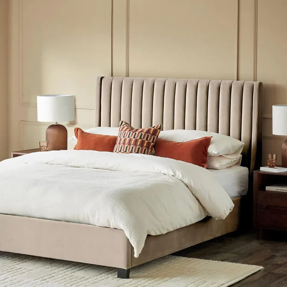 BOXED DANETTI AMALFI CHAMPAGNE VELVET KING SIZE OTTOMAN STORAGE BED (2 BOXES)