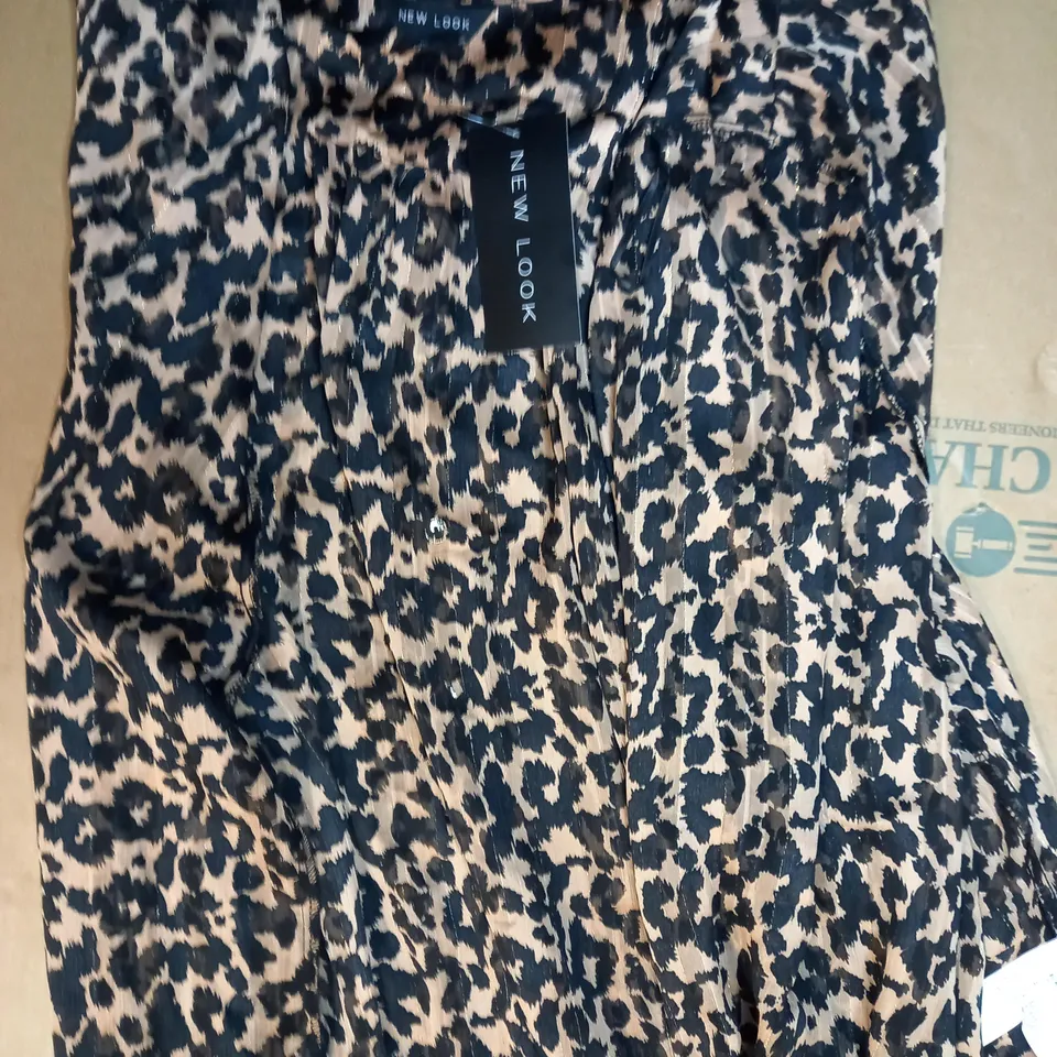 NEW LOOK LEOPARD PRINT TOP IN BROWN