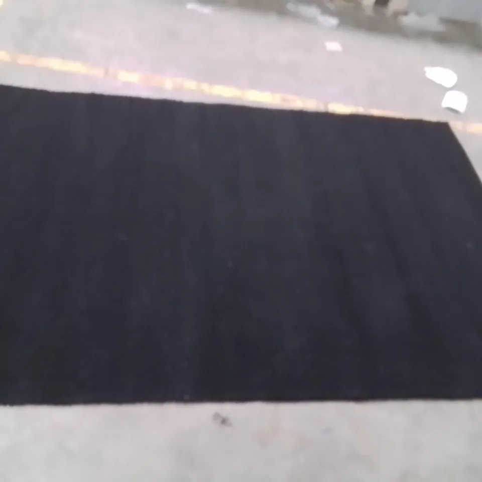 LOYDA AREA RUG BLACK 240X160CM