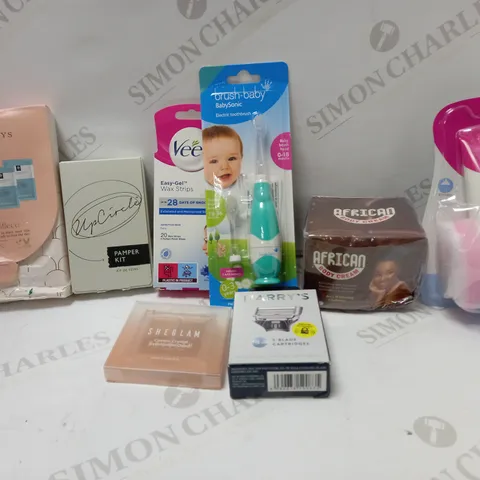 LOT OF APPROX 15 ASSORTED BEAUTY ITEMS TO INCLUDE VEET HAIR REMOVAL CREAM, UP CIRCLE PAMPER KIT, CHAMPNEYS FACE MASK COLLECTION, ETC