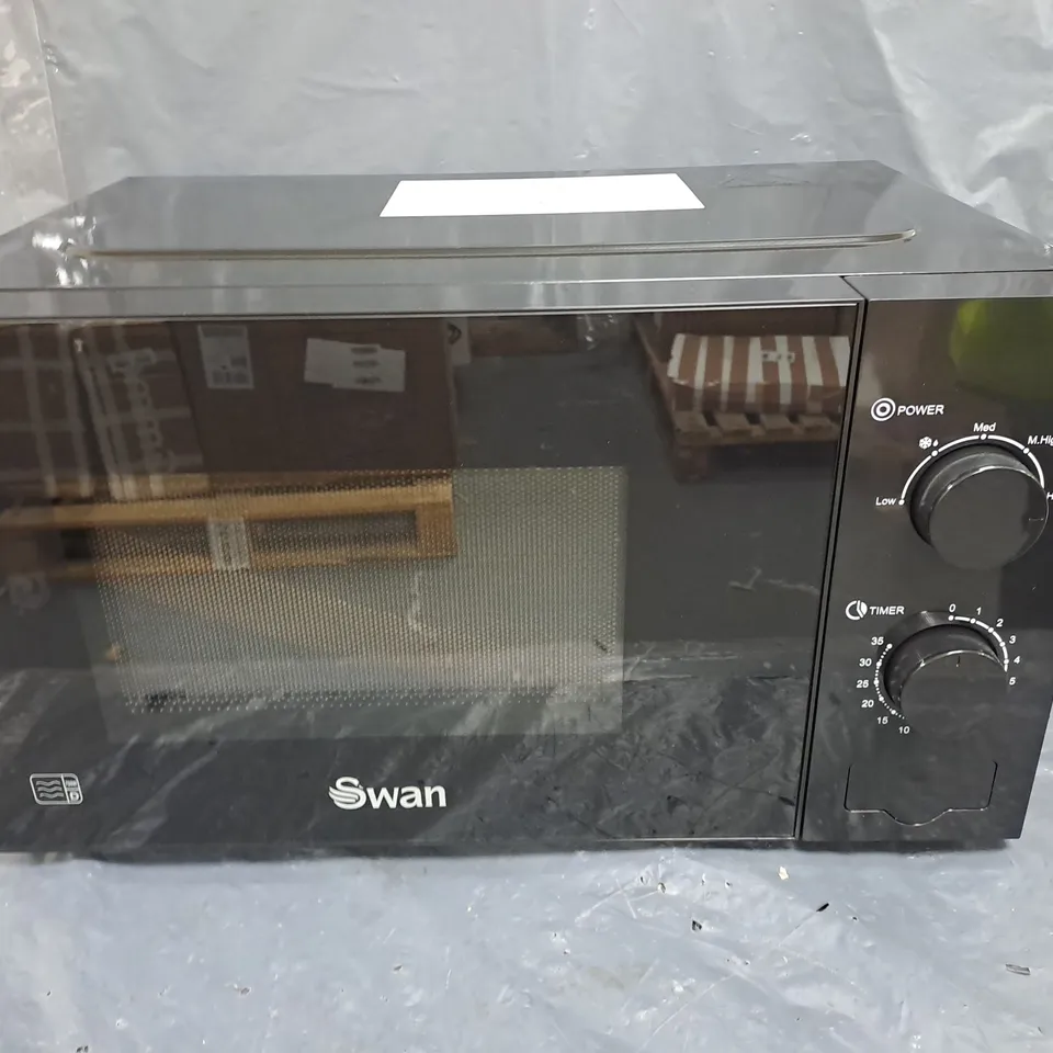 SWAN 20L 700W MANUAL MICROWAVE - BLACK - COLLECTION ONLY