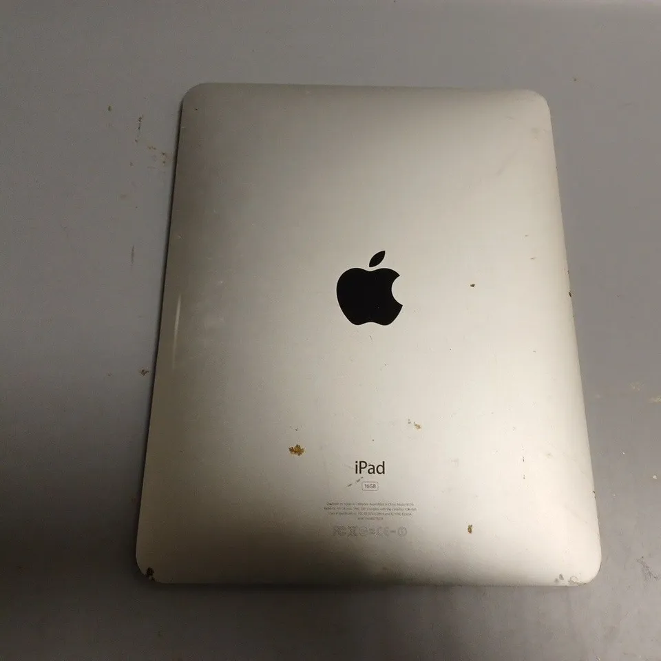 APPLE IPAD 1ST GEN (A1219) 9.7"