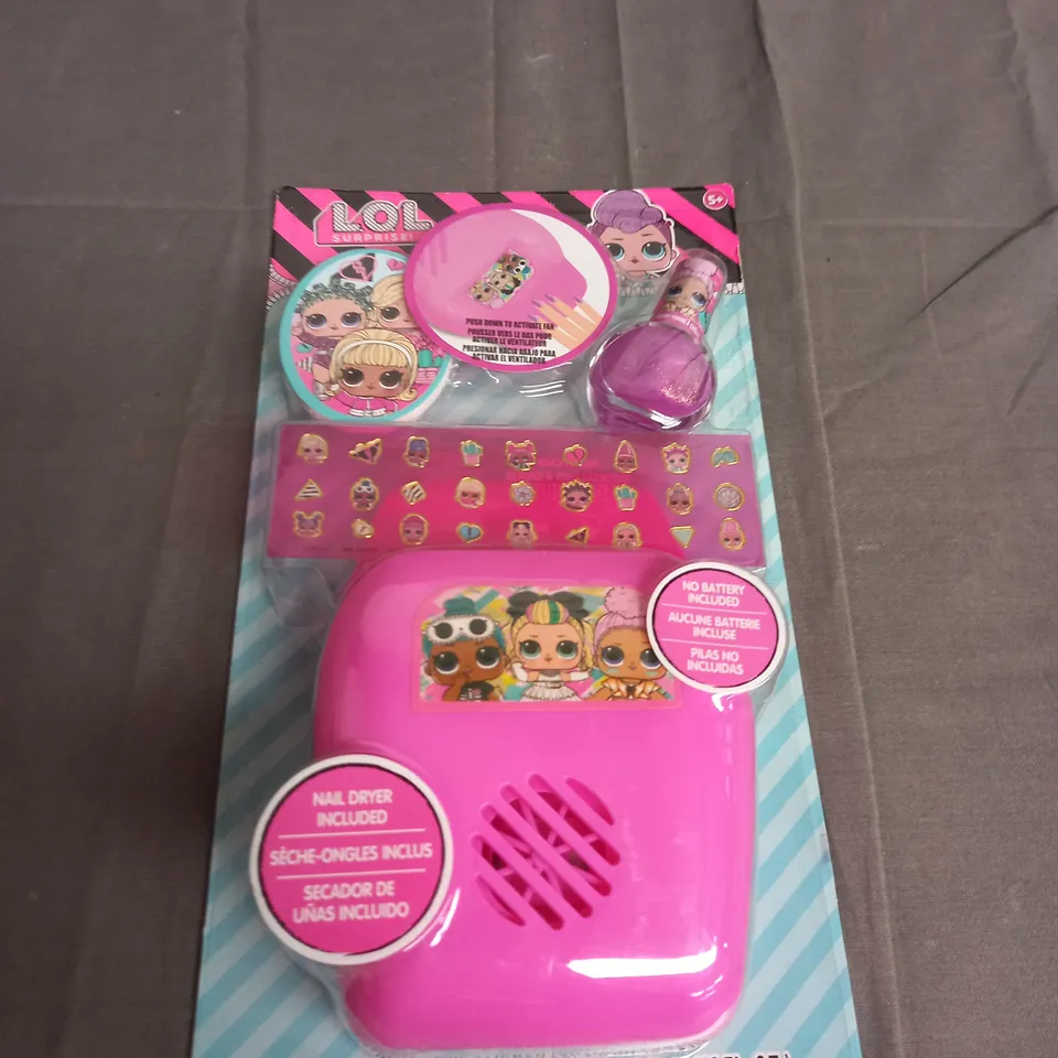 LOL NAIL SET 