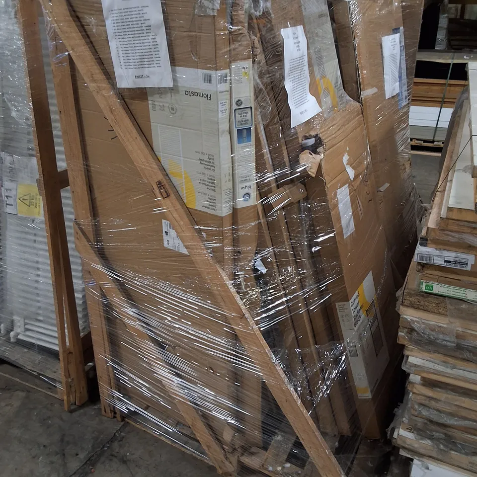 PALLET CONTAINING APPROXIMATELY 20 ASSORTED HOME & BATHROOM RADIATORS