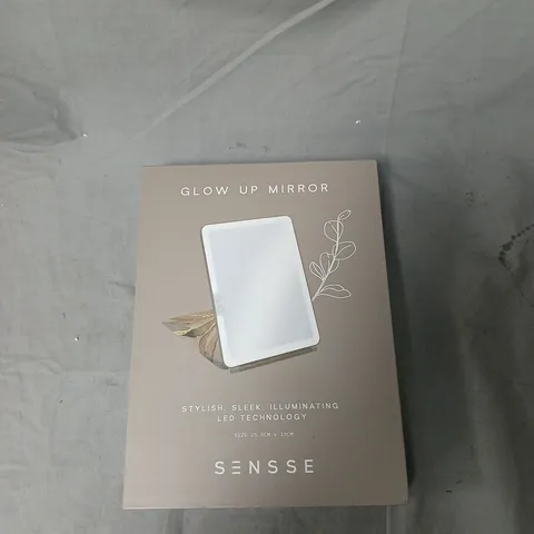 BOXED GLOW UP MIRROR BY SENSSE