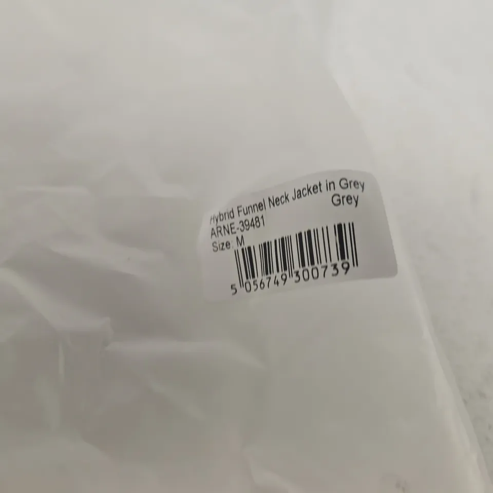 BAGGED ARNE HYBRID FUNNEL NECK JACKET - SIZE M
