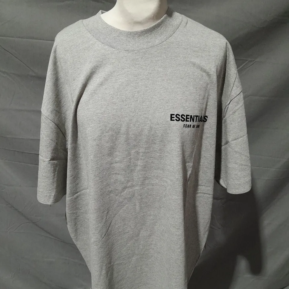 ESSENTAILS LIGHT GREY T-SHIRT - MEDIUM